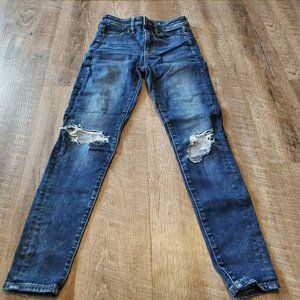 American Eagle Juniors Size 2 Short Dark Next Level Stretch Distressed Super Hi-